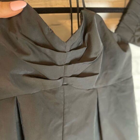 Urban Outfitters Cold Shoulder Halter Romper Size Small - Picture 5 of 12